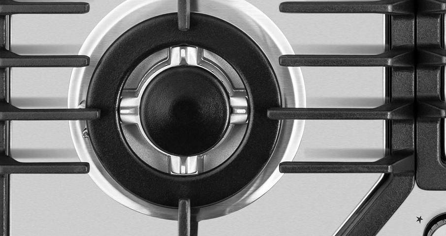 WOK конфорка, обладающая повышенной мощностью 3800 Вт, приготовление блюд становится еще более быстрым, а нагрев посуды равномерным.